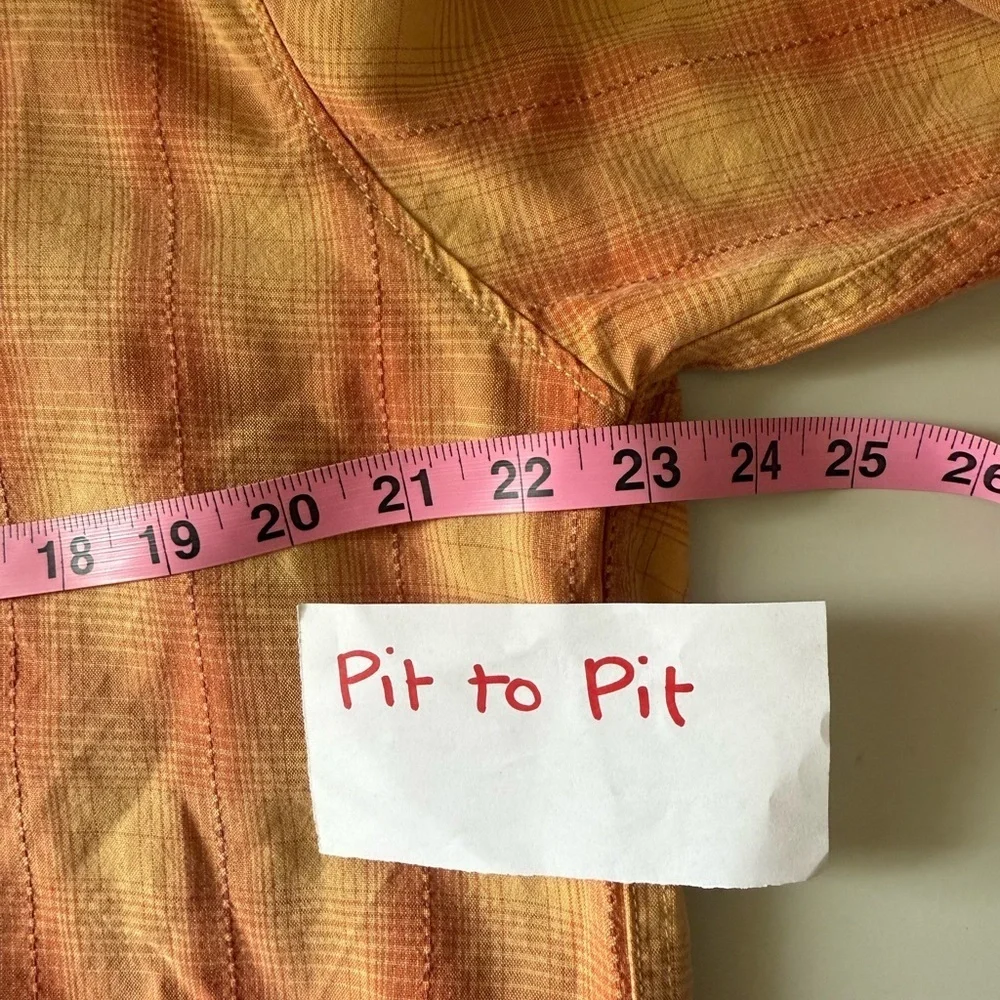 Tommy Bahama Orange Plaid Long Sleeves Button-Up Shirt Medium Casual